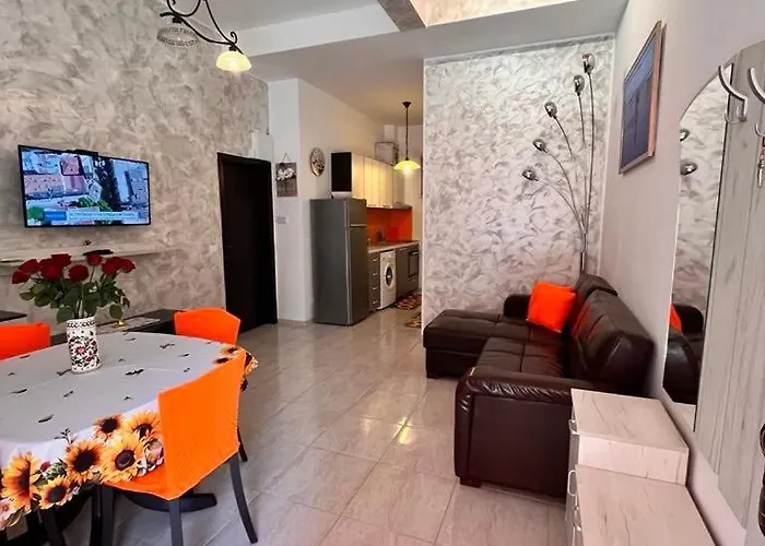 Gali- Beach&mud Therapy アパート *